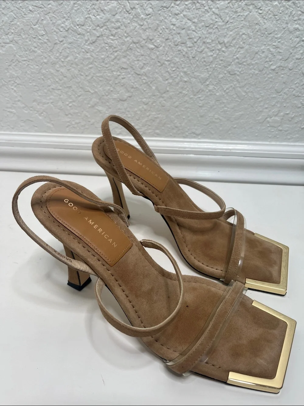 Good American The Standout Square Toe Sandal Sz 9